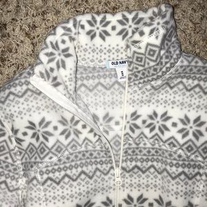 Old navy fleece jacket